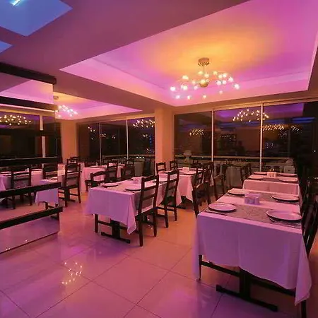 Sunny Hill Alya Otel 4*