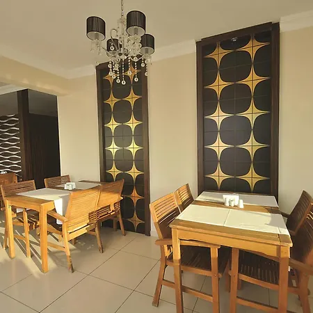 Sunny Hill Alya Otel 4*