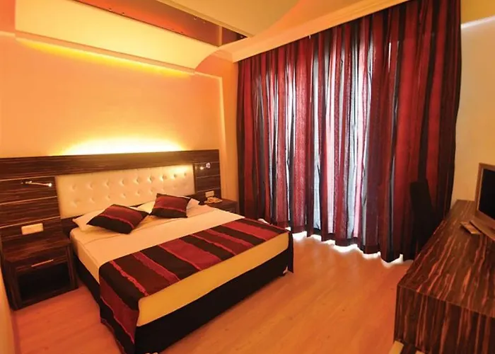 Hotel Sunny Hill Alya