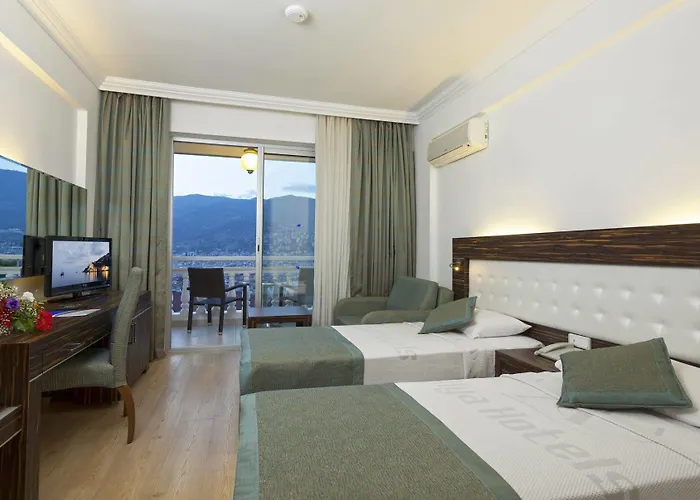 Hotel Sunny Hill Alya