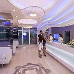 艾丽亚阳光山丘酒店