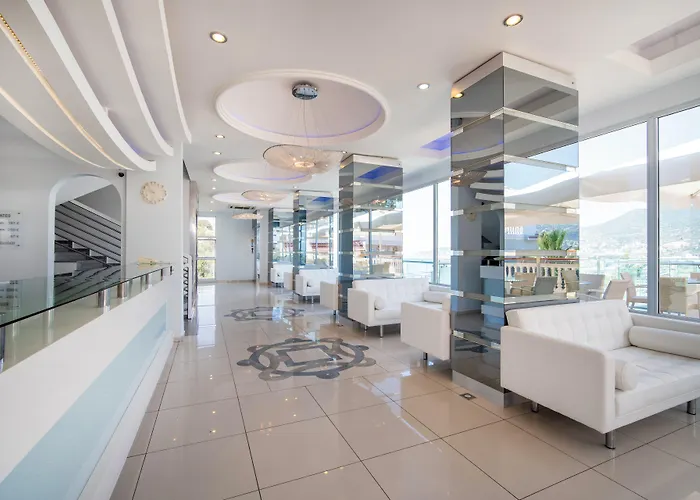 Hotell Sunny Hill Alya 4*